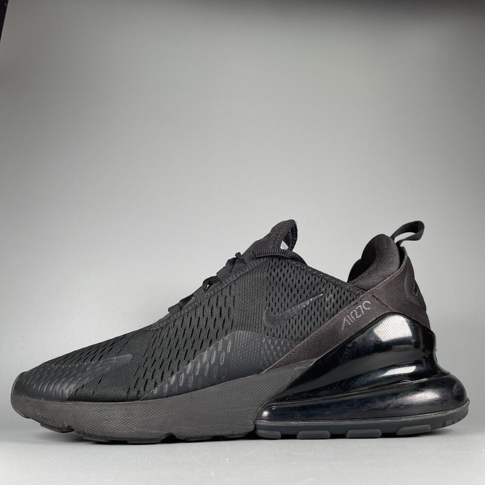 Nike Air Max 270 Men's 13 Triple Black Running Sneakers Athletic Shoe Casual EUC